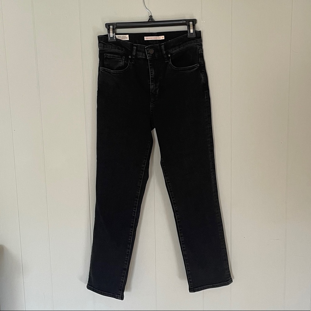 Levi’s 724 High Rise Straight Crop Jeans